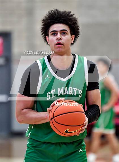 Thumbnail 1 in Crean Lutheran @ St. Mary's (Nike Extravaganza) photogallery.