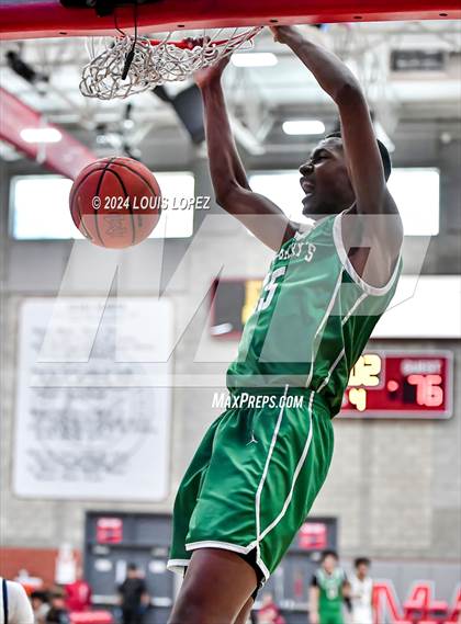 Thumbnail 3 in Crean Lutheran @ St. Mary's (Nike Extravaganza) photogallery.