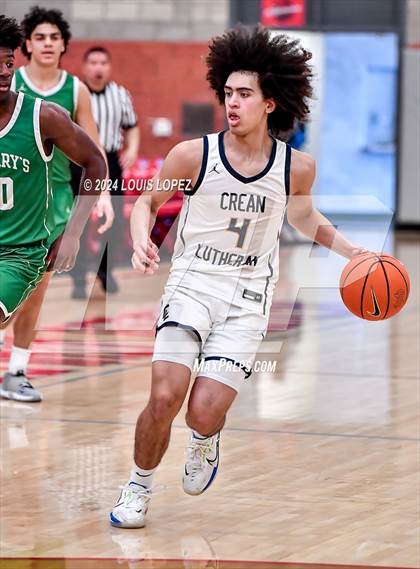 Thumbnail 2 in Crean Lutheran @ St. Mary's (Nike Extravaganza) photogallery.