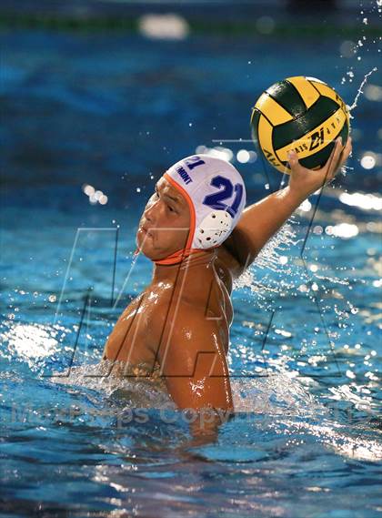 Thumbnail 2 in Clairemont vs. Mar Vista (CIF SDS D3 First Round) photogallery.