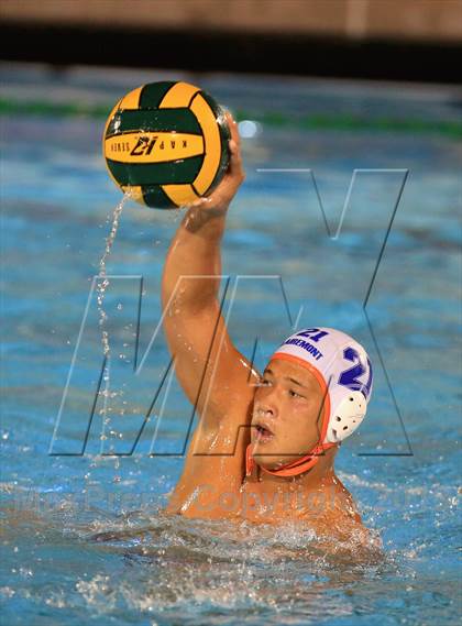 Thumbnail 2 in Clairemont vs. Mar Vista (CIF SDS D3 First Round) photogallery.