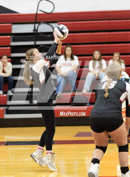 Thumbnail 3 in Sheridan @ Crooksville photogallery.