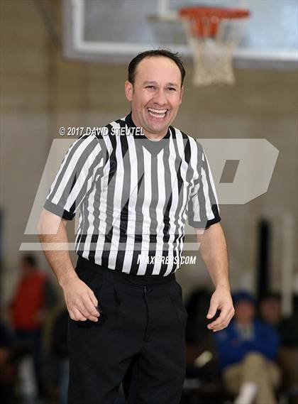 Thumbnail 2 in Newark Memorial vs. Folsom (Fr. Kelly Tribute) photogallery.