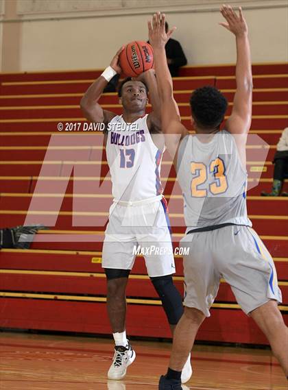 Thumbnail 2 in Newark Memorial vs. Folsom (Fr. Kelly Tribute) photogallery.