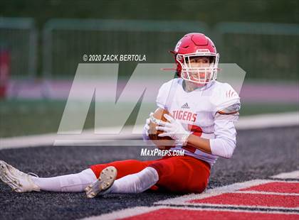 Thumbnail 2 in Duchesne vs. Milford (UHSAA 2A Semifinal) photogallery.