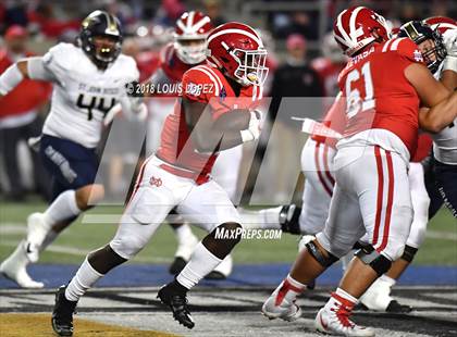 Thumbnail 3 in Mater Dei vs. St. John Bosco photogallery.