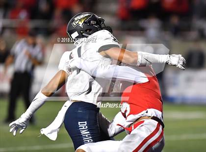 Thumbnail 1 in Mater Dei vs. St. John Bosco photogallery.