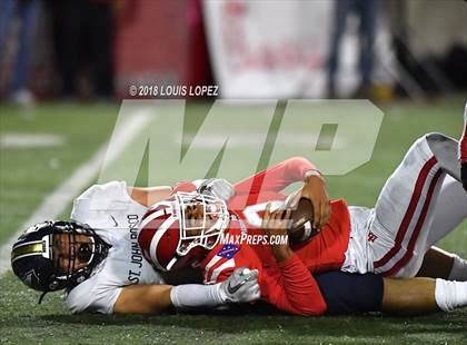 Thumbnail 1 in Mater Dei vs. St. John Bosco photogallery.