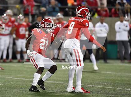 Thumbnail 1 in Mater Dei vs. St. John Bosco photogallery.