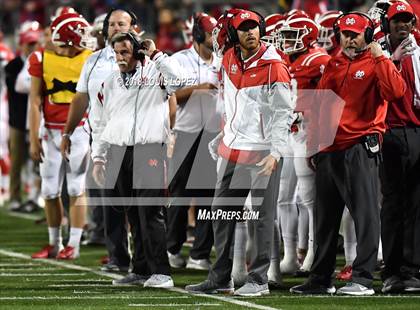 Thumbnail 1 in Mater Dei vs. St. John Bosco photogallery.