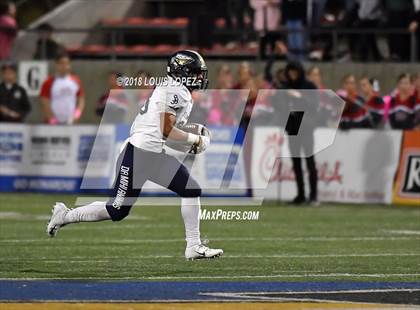 Thumbnail 1 in Mater Dei vs. St. John Bosco photogallery.