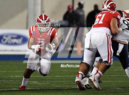 Thumbnail 1 in Mater Dei vs. St. John Bosco photogallery.