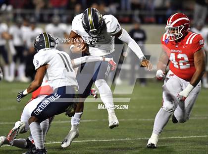 Thumbnail 1 in Mater Dei vs. St. John Bosco photogallery.