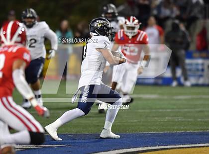 Thumbnail 1 in Mater Dei vs. St. John Bosco photogallery.