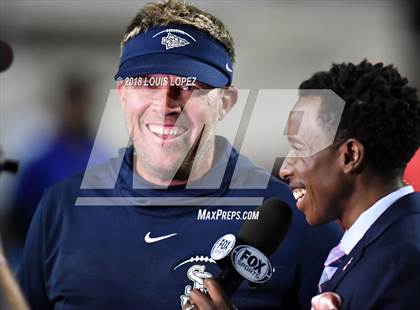 Thumbnail 1 in Mater Dei vs. St. John Bosco photogallery.