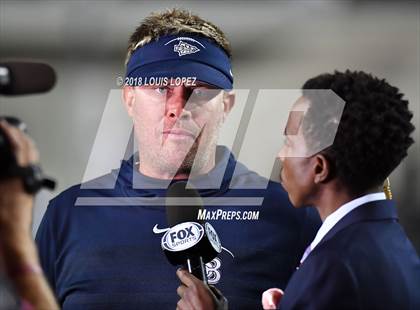 Thumbnail 2 in Mater Dei vs. St. John Bosco photogallery.