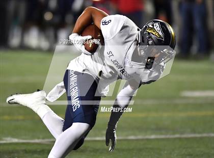 Thumbnail 2 in Mater Dei vs. St. John Bosco photogallery.