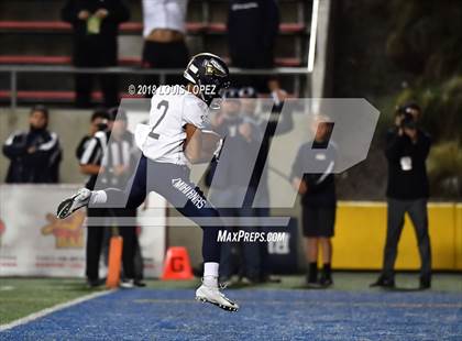 Thumbnail 2 in Mater Dei vs. St. John Bosco photogallery.