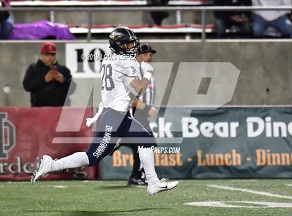 Thumbnail 1 in Mater Dei vs. St. John Bosco photogallery.