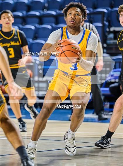 Thumbnail 3 in Spring Woods vs. Milby (Houston ISD Tournament) photogallery.