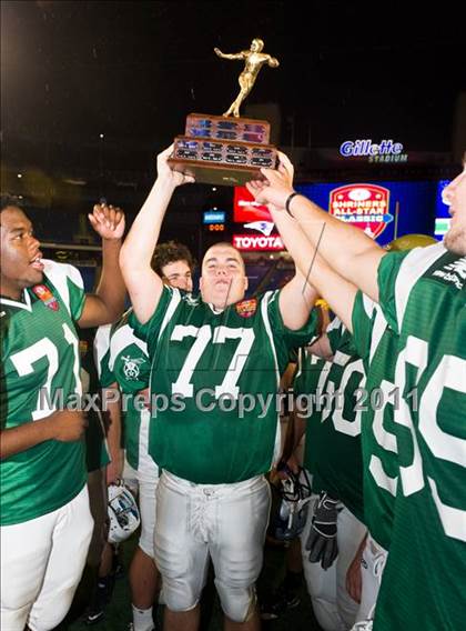 Thumbnail 2 in Aleppo Shriners All-Star Classic (North vs. South) photogallery.