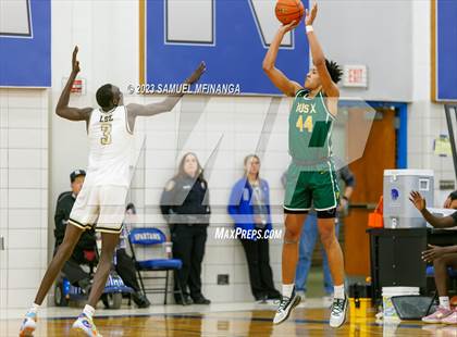 Thumbnail 1 in Lincoln Southeast vs. Pius X (HAC Tournament) photogallery.