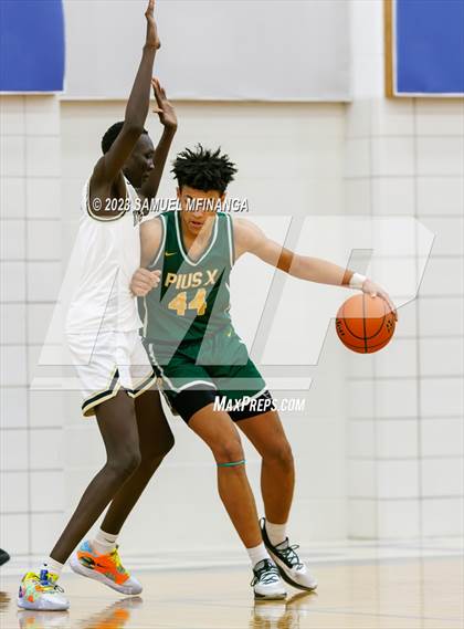 Thumbnail 2 in Lincoln Southeast vs. Pius X (HAC Tournament) photogallery.