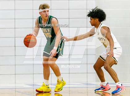 Thumbnail 1 in Lincoln Southeast vs. Pius X (HAC Tournament) photogallery.