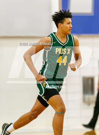 Thumbnail 1 in Lincoln Southeast vs. Pius X (HAC Tournament) photogallery.