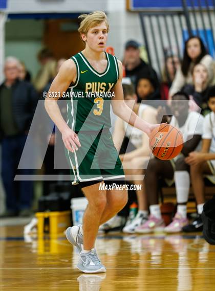 Thumbnail 1 in Lincoln Southeast vs. Pius X (HAC Tournament) photogallery.