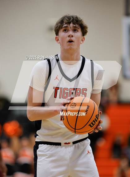 Thumbnail 1 in Dayton @ Douglas photogallery.