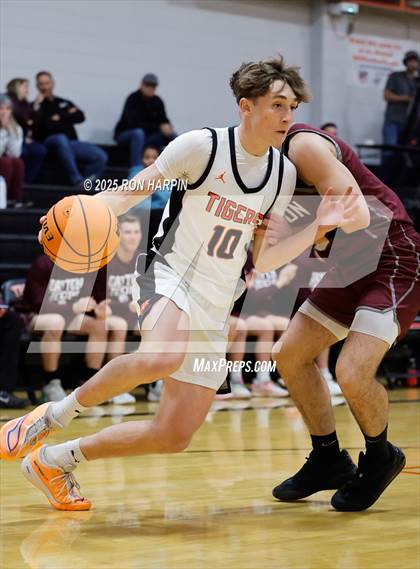 Thumbnail 3 in Dayton @ Douglas photogallery.