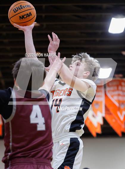 Thumbnail 1 in Dayton @ Douglas photogallery.