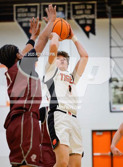 Thumbnail 3 in Dayton @ Douglas photogallery.