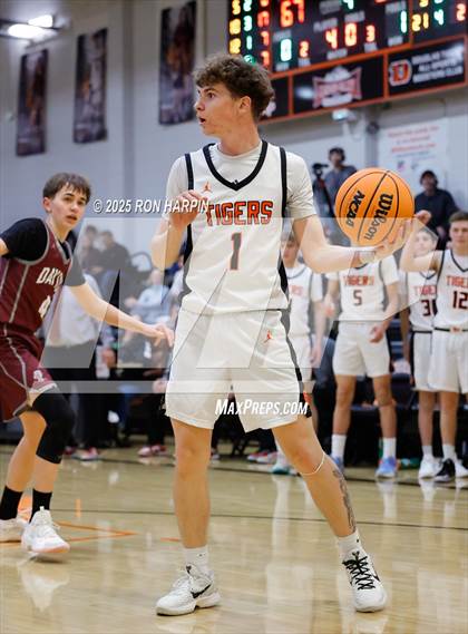 Thumbnail 2 in Dayton @ Douglas photogallery.