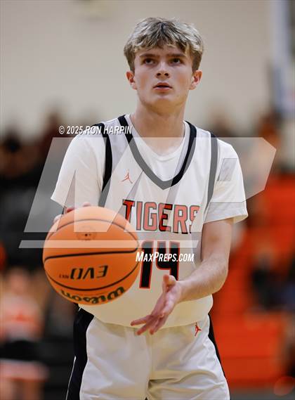 Thumbnail 2 in Dayton @ Douglas photogallery.