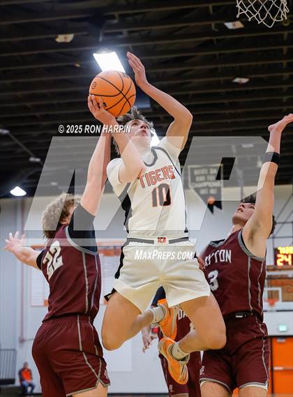 Thumbnail 1 in Dayton @ Douglas photogallery.