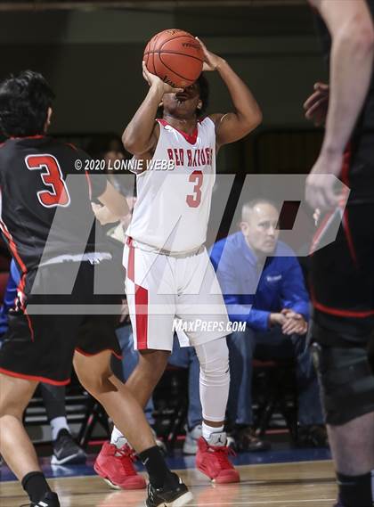 Thumbnail 3 in Tuckahoe vs. Hamilton (Section 1 Class C Final) photogallery.
