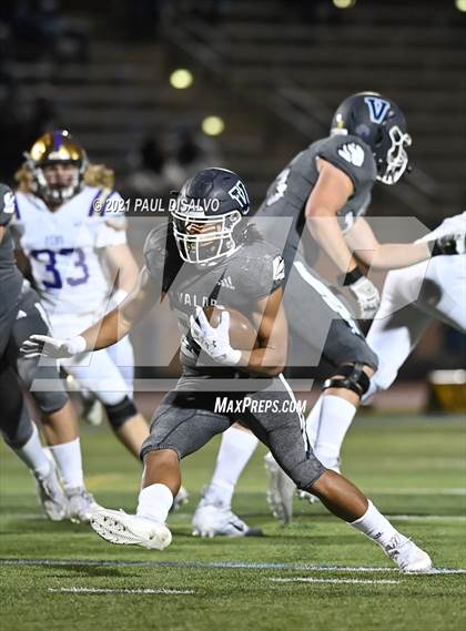 Thumbnail 2 in Fort Collins @ Valor Christian (CHSAA 5A 2nd Round) photogallery.