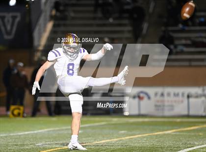 Thumbnail 3 in Fort Collins @ Valor Christian (CHSAA 5A 2nd Round) photogallery.