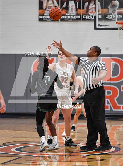 Thumbnail 3 in Caldwell vs Taylor photogallery.