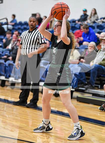 Thumbnail 2 in Caldwell vs Taylor photogallery.