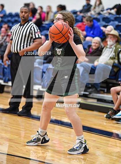 Thumbnail 1 in Caldwell vs Taylor photogallery.