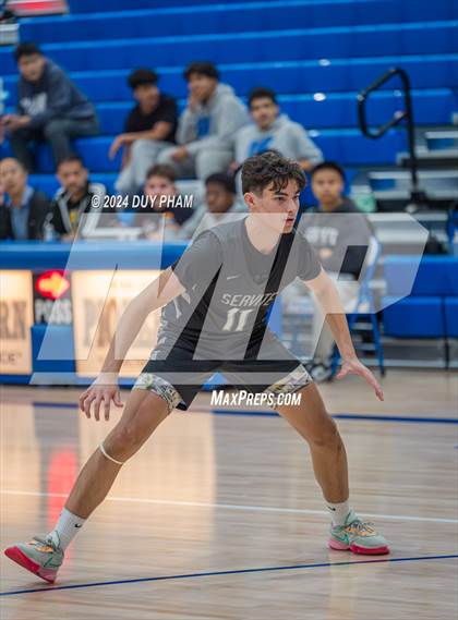 Thumbnail 3 in Servite vs. Peninsula photogallery.