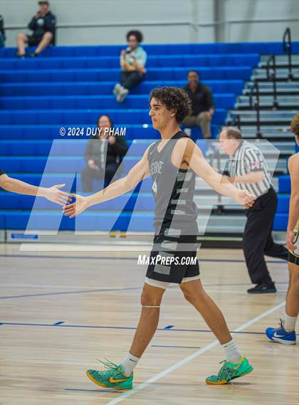 Thumbnail 2 in Servite vs. Peninsula photogallery.