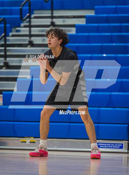Thumbnail 1 in Servite vs. Peninsula photogallery.