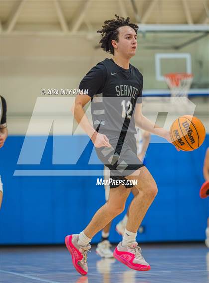 Thumbnail 3 in Servite vs. Peninsula photogallery.