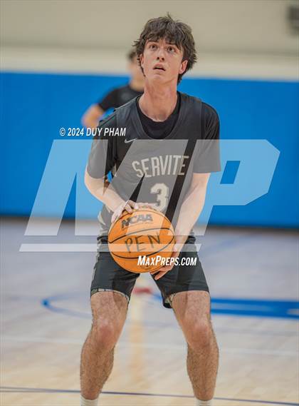 Thumbnail 3 in Servite vs. Peninsula photogallery.