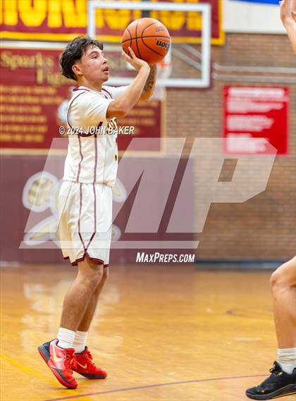 Thumbnail 1 in Sparks vs. McQueen (Nelson Electric Rail City Classic) photogallery.