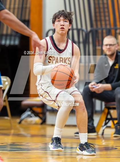 Thumbnail 1 in Sparks vs. McQueen (Nelson Electric Rail City Classic) photogallery.